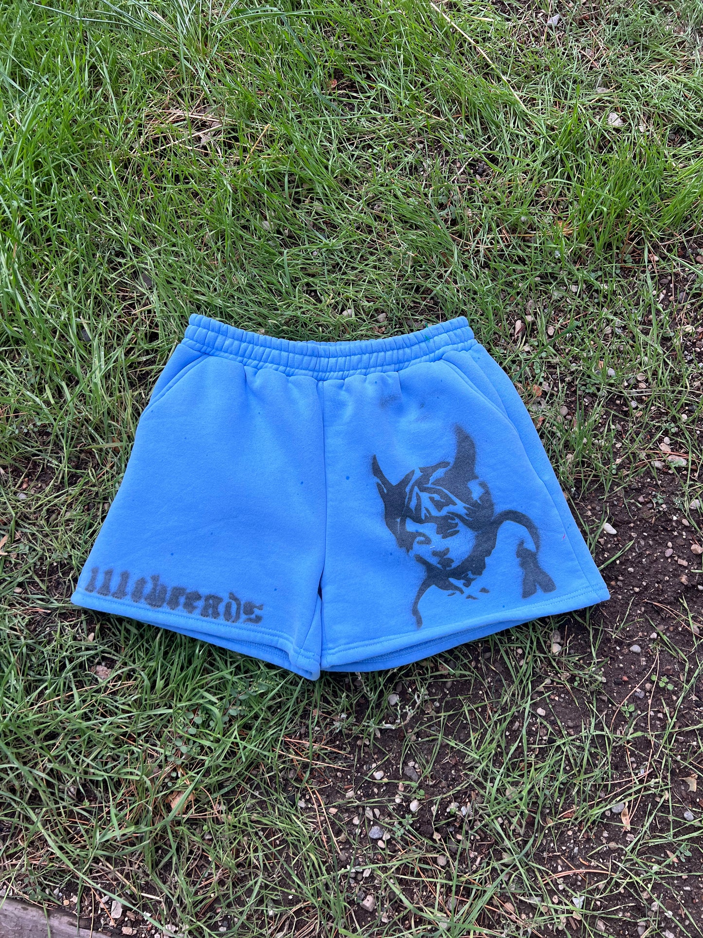 Devil 111threads shorts