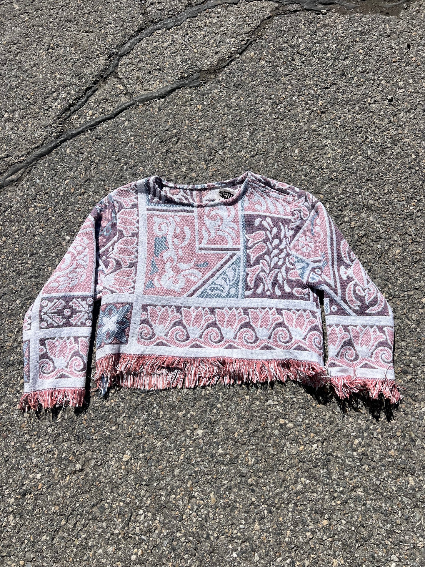 Tapestry blanket crop