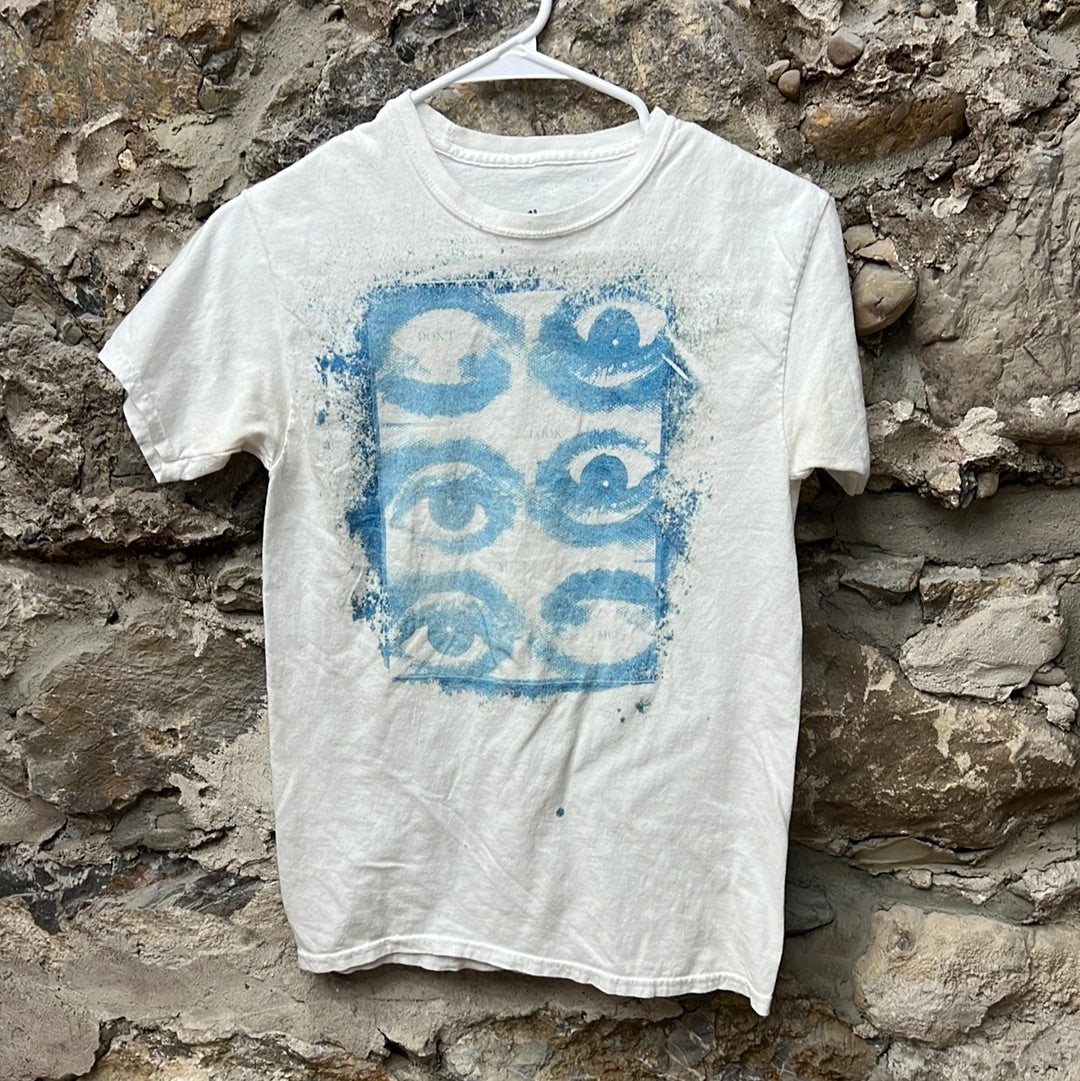 don’t look tee