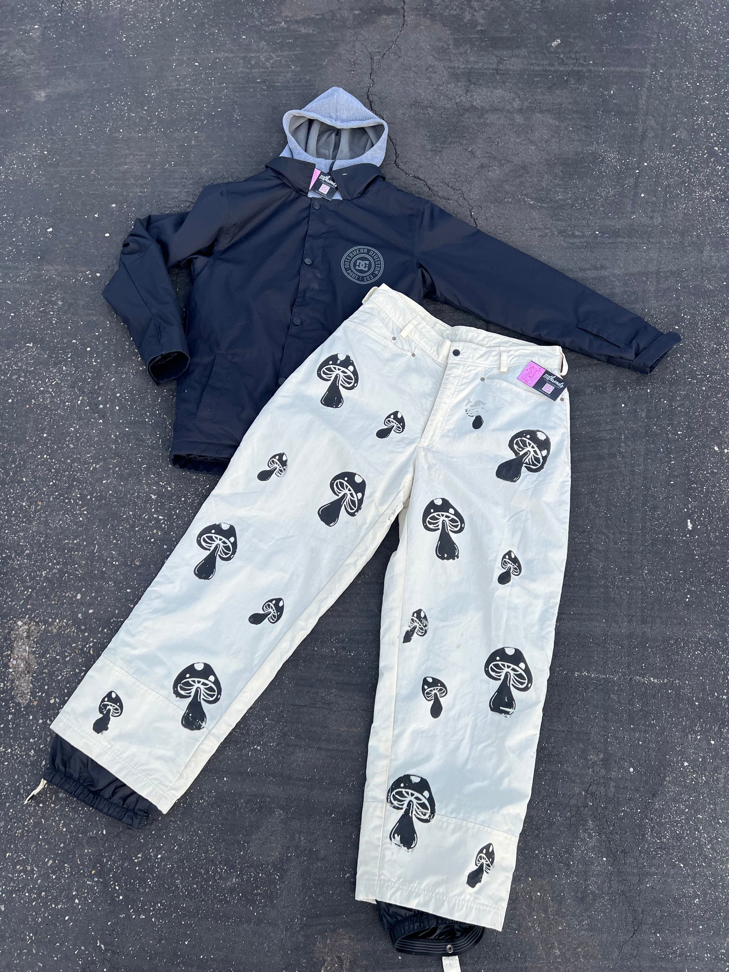 mushroom snowpants L