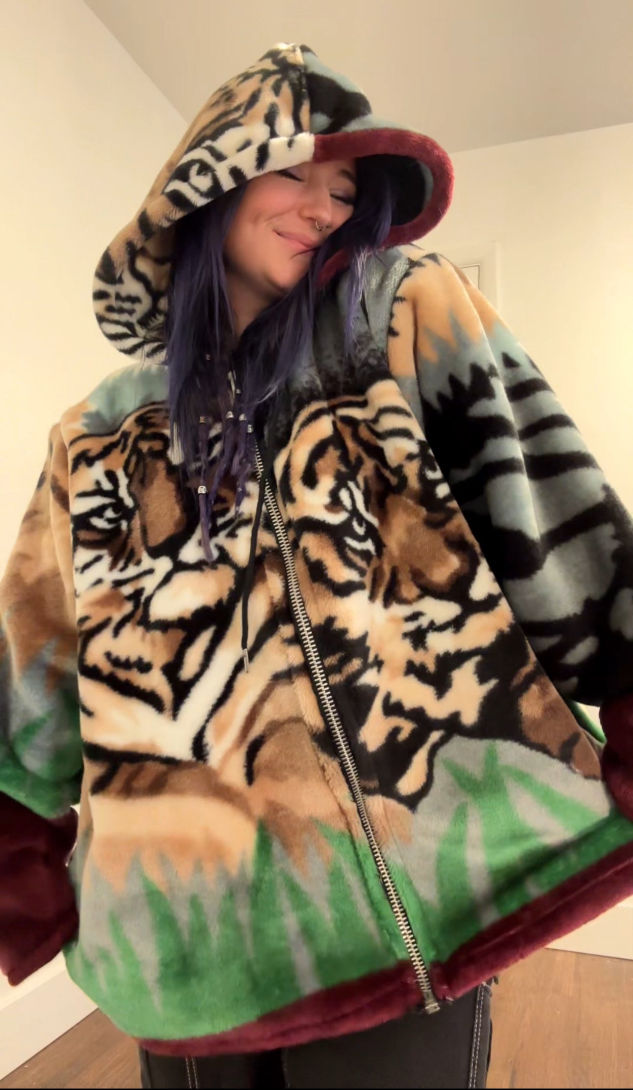 Tiger zip up