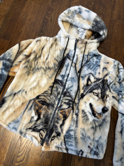 Wolf zip up