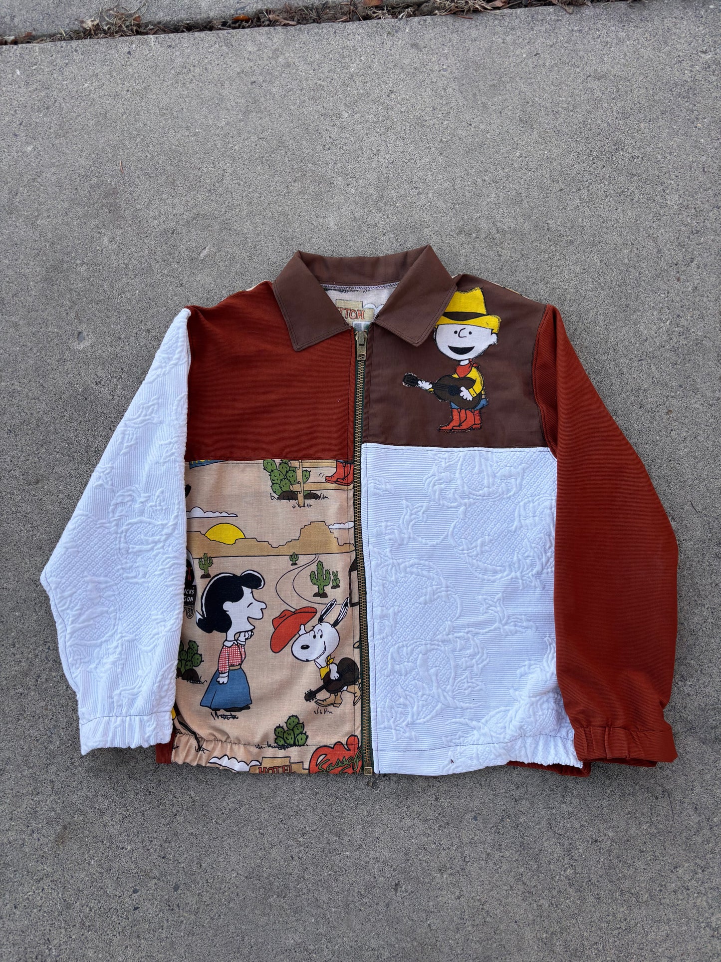 Charlie Brown zip up