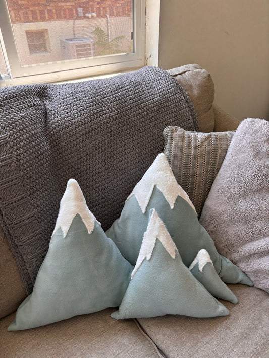 Blue Mountain throws