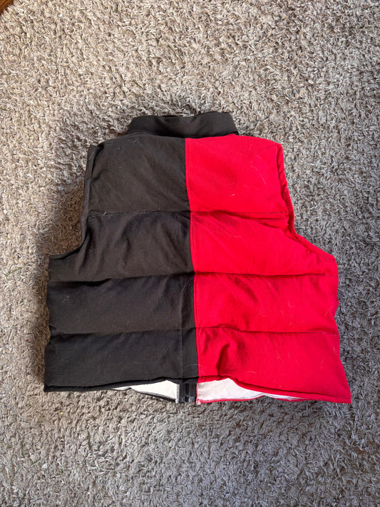 The U puffer vest