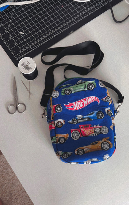 Hot wheels hip bag